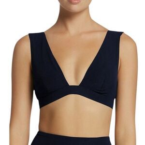JETS Australia Jetset Plunge‎ Bikini Top In Black